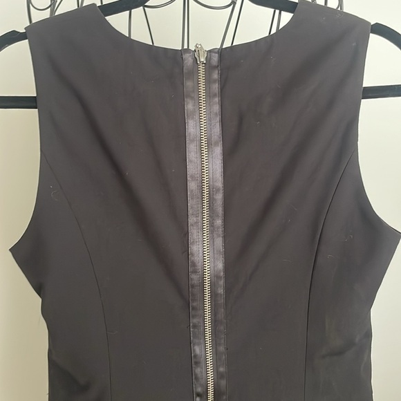 PRIORITIES BLACK PEPLUM DRESS - Picture 5 of 7